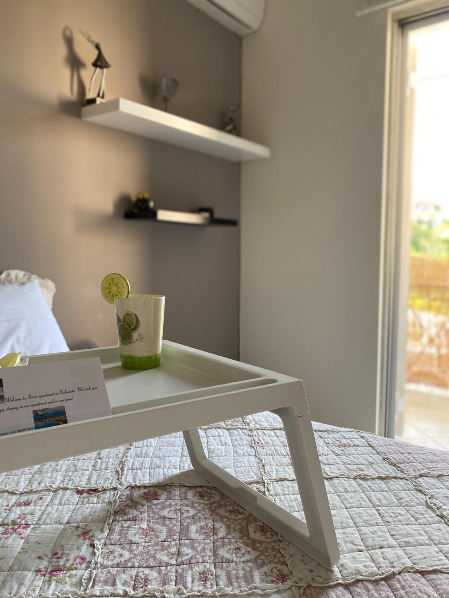 Irinis Apartment In Kalamata Esterno foto